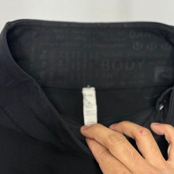 Lululemon Black Flared Vintage Leggings Sizs 4 Super Comfy & Flattering - Picture 5 of 5